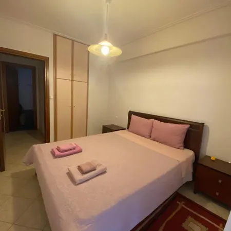 διαμέρισμα στην πολη των τρελων νερων Apartment