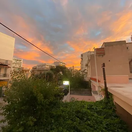 διαμέρισμα στην πολη των τρελων νερων Apartment *